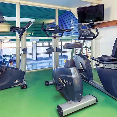 Hotel Mercure Palais Des Congres 4*