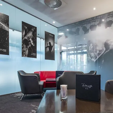 Hotel Mercure Palais Des Congres