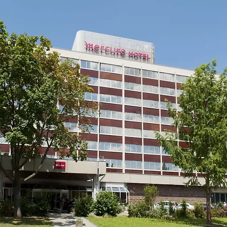 Отель Mercure Palais Des Congres