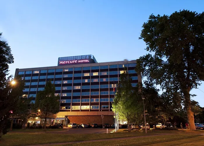 Hotel Mercure Palais Des Congres 4*