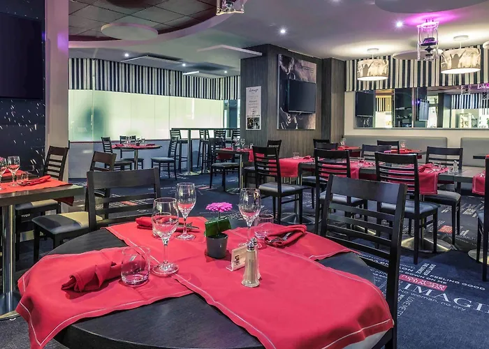 Hotel Mercure Palais Des Congres 4*