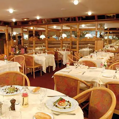 Mercure Palais Des Congres Szálloda 4*
